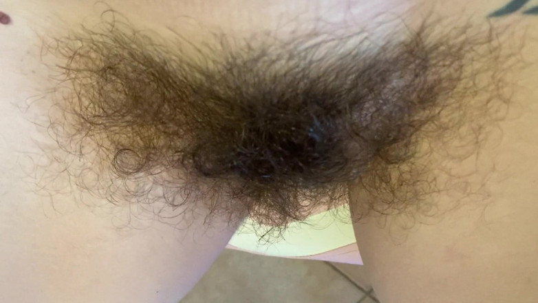 Cuteblonde666: Hairy pussy POV closeup