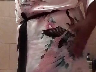 Gloryhot69: 핫한 영상을 실수로 보내는 미시 계모