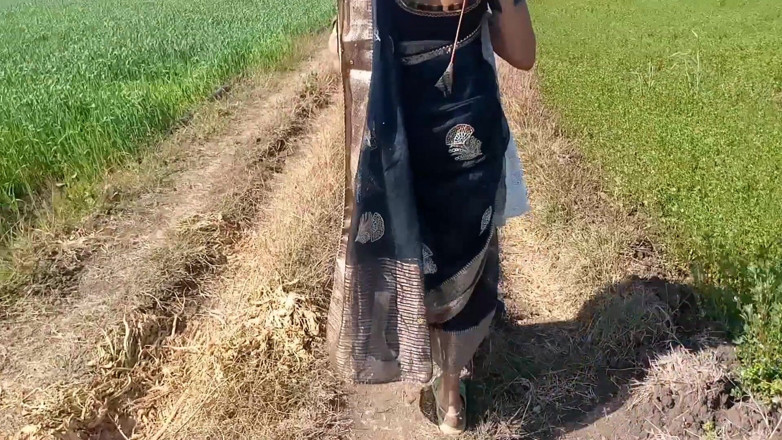 Ritu: Sua moglie ha mostrato la sua figa