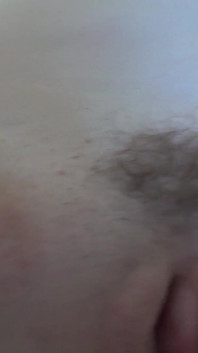 Mira a estas chicas pedir que papi las llene de semen