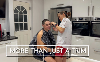 Wamgirlx: Essex Girl Kadeřník - Více než jen trim