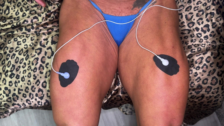 Kandylegsxxx: Kích thích cơ bắp điều khiển cơ thể của tôi, bạn...