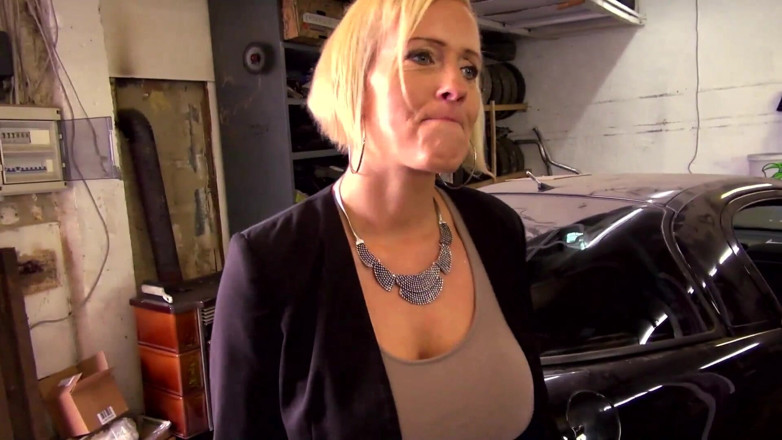 Deutschland porn: Huge boobs blond on the cock, on the table