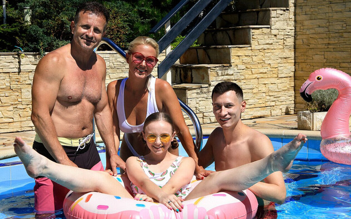 Virtual Taboo: Горячее лето дома