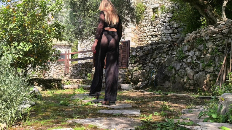Goddess Lena: High Heels Feet