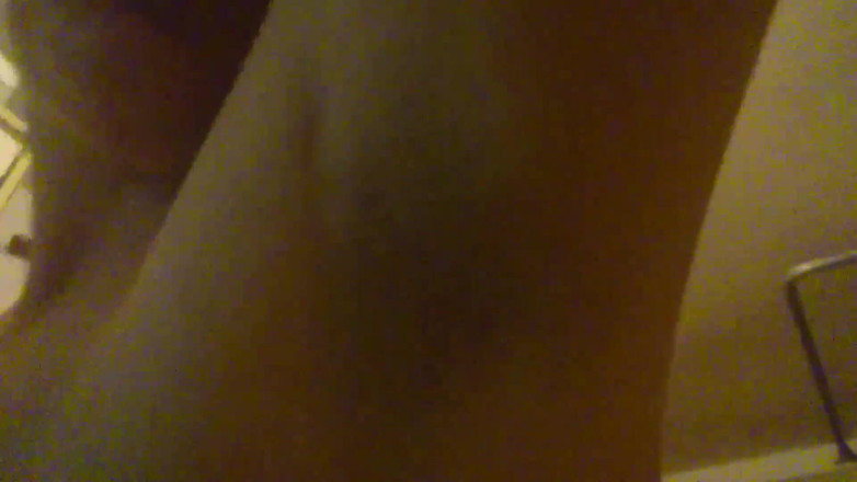 Nicoletta Embassi: Armpits fetish close up