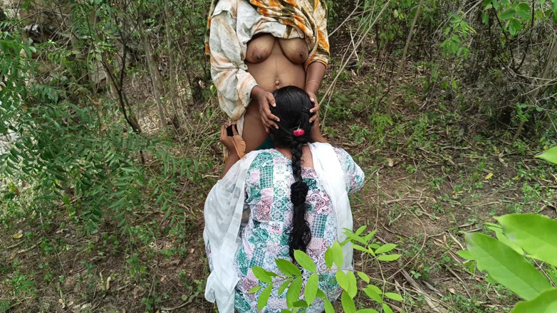 Magilmathi: Romance lésbico al aire libre