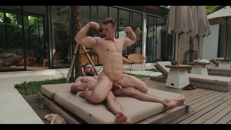 Fitcamgay: เขาลองเย็ดตูดครั้งแรก