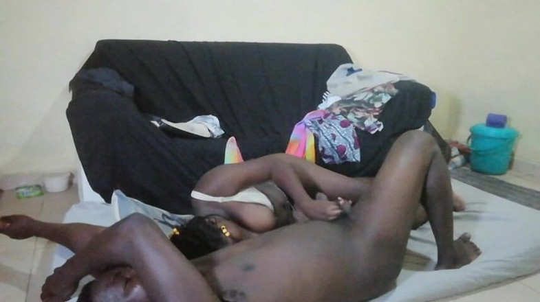 Pornsexlive: 小三的大屁股