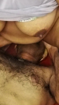 Sri Lankan Wife Squiriting on Boy Friends Face