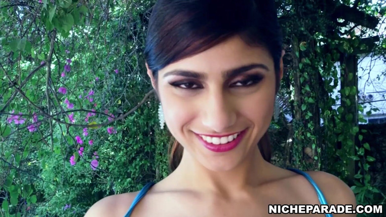 Nicheparade: Mia Khalifa video kompilace vzácných záběrů