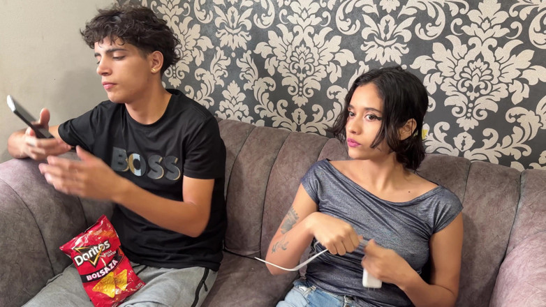 BritannySexxx: main apni sauteli bahan ko apni premika ke saath lesbiyan...
