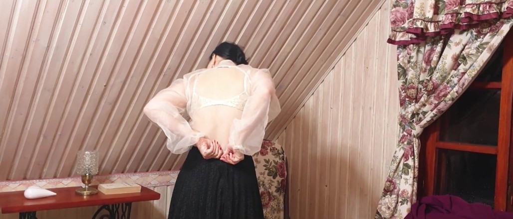 Wanilianna: Orgasme nilon di kursi