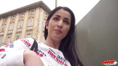 German Scout: ドイツのスカウト - PAWGの女の子ローレンMinardi