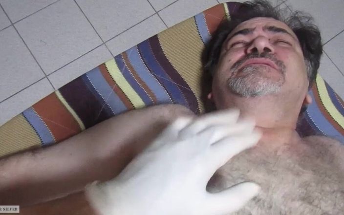 Master Silver: Настоящая рабыня, выглядыващая попка 2