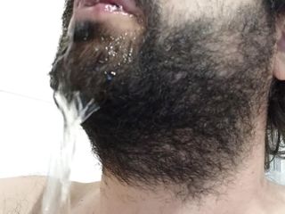 Kinky Guy: Kencing panjang di gelas dan minum kencingku sendiri