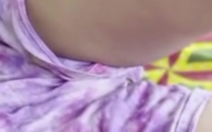 YourDickSucker: Cô gái Ấn Độ dễ thương khoe thân hình trần truồng