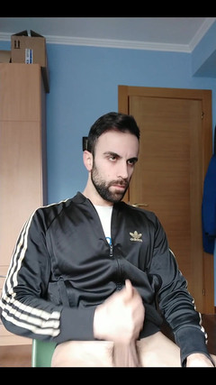 Zeus Ray: Pokazywanie Penisa