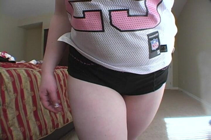 Solo Dream Babes: Gagici solo de vis: Liz Dance în chiloți