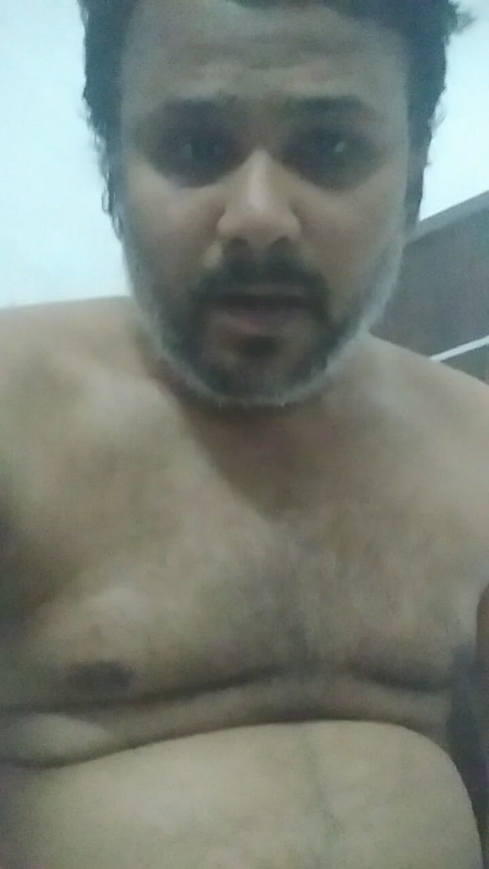 Nani Top: Baise nue gratuite par ma grosse bite chez vous