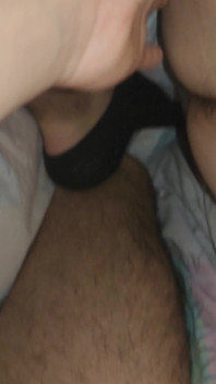 20 साल की सेक्सी Twink, Hary Stepdaddy की गांड चोदती है