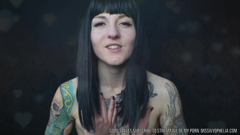 Miss Ivy Ophelia: Айві отримує все - еротичний трах розуму