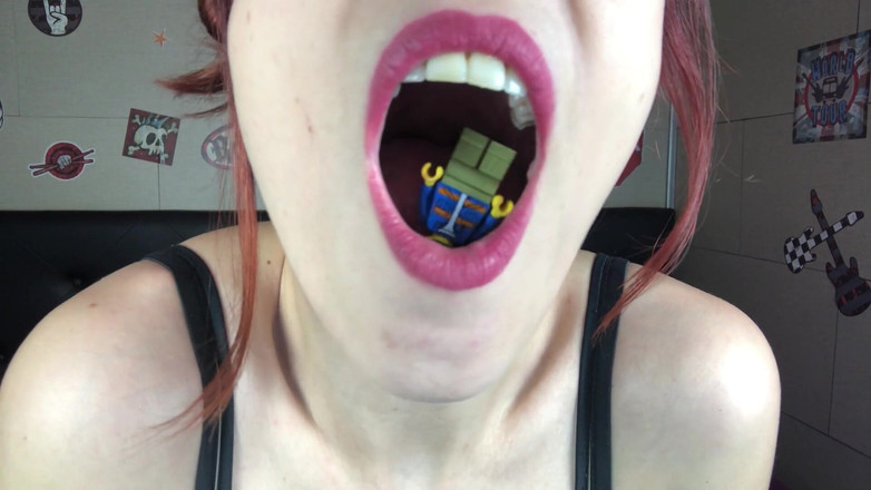 Candystart Videos: Gigante comendo fetiche