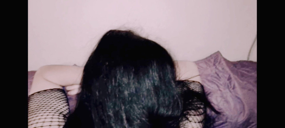 Hotlia: Posso foder sua amiga? O pau dele é tão grande