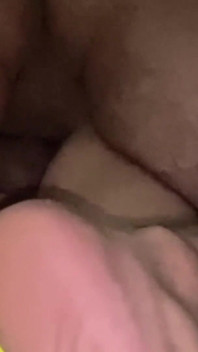 BDSM anal letzte nacht, sie kam spät nach der party, ich fickte ihren arsch hart und hart, bis mein schwanz explodierte