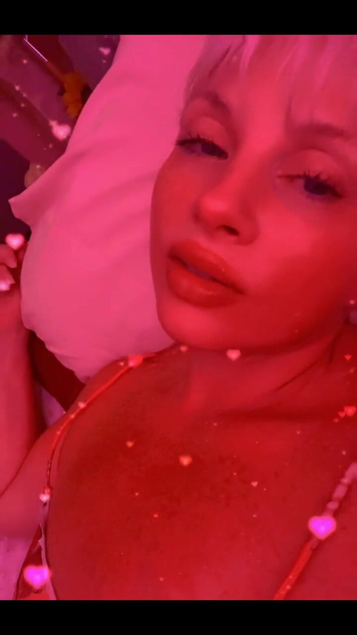 PaintedRose: Pergi dengan Aliran