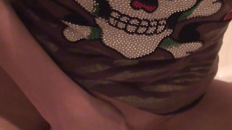 NAUGHTYPOLSKA: おしっこと指遊びの演奏:ブロンドのスラット