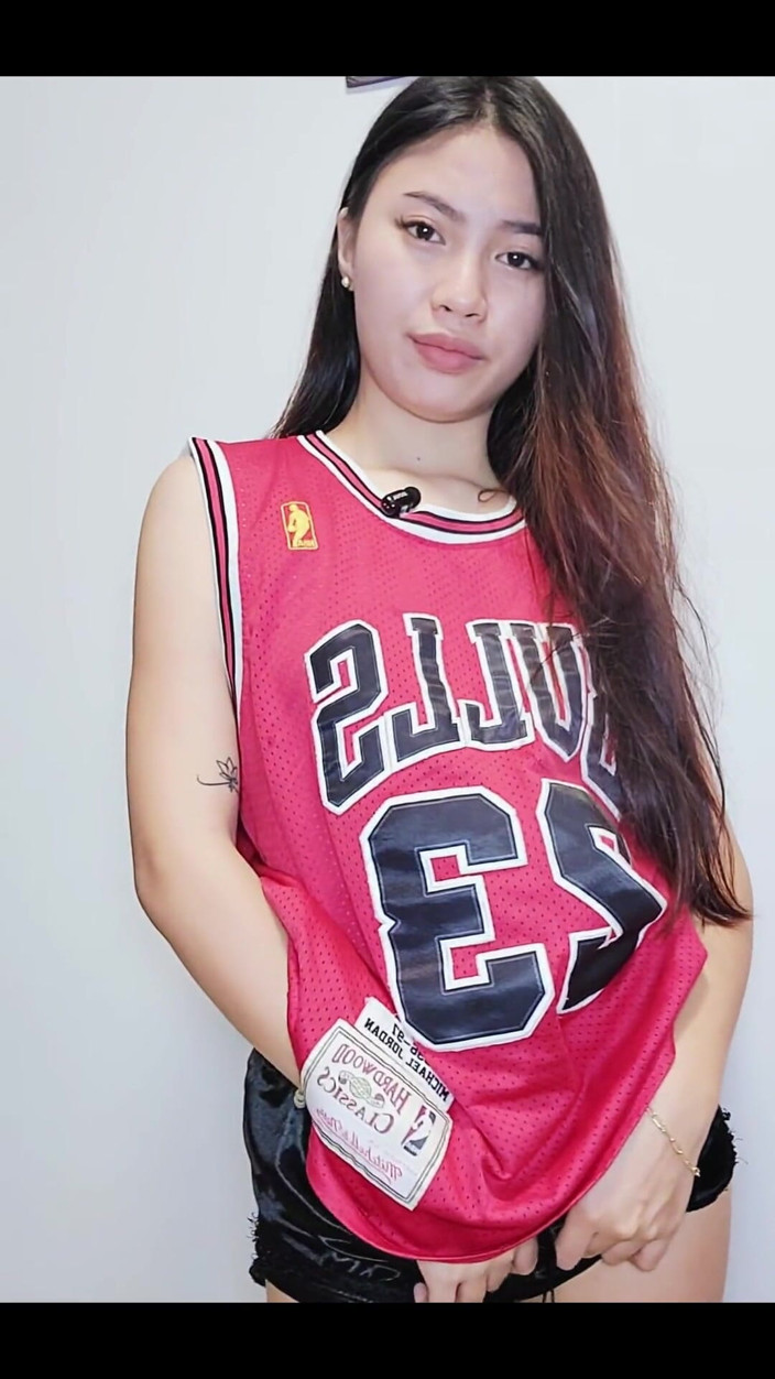 Cherrryblisss: Lil puta