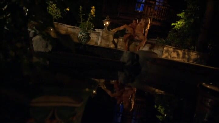 Cryptostudios: Joven mexicano con su polla monstruosa blanca