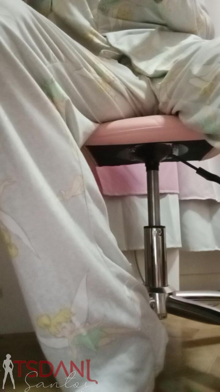 Tsdanisantos1: Il suo feticcio per i piedi super sexy