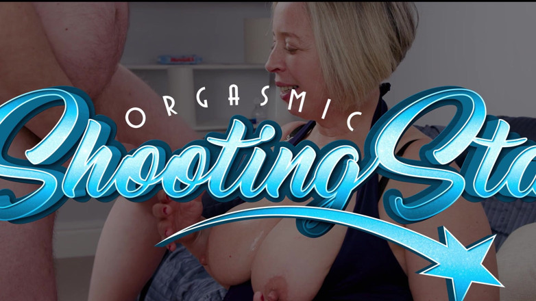 Shooting Star: Di Sofa dengan Shootingstar