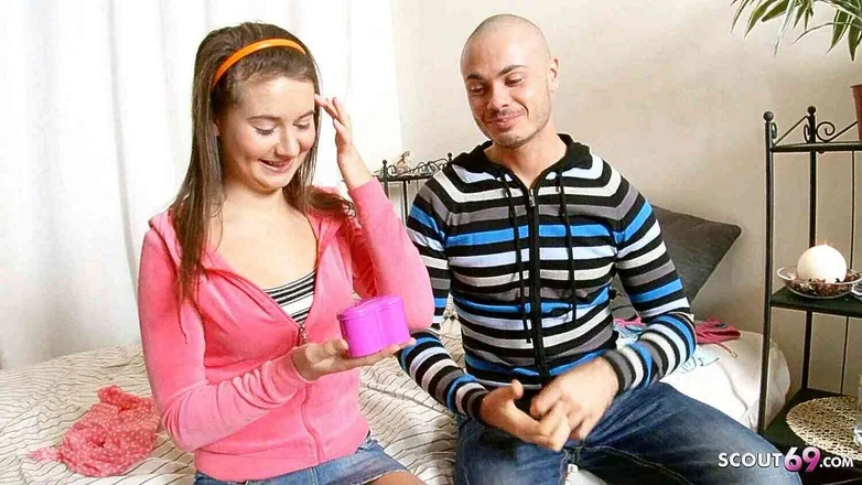 Full porn collection: 대물 자지 동급생에게 첫 애널 섹스에 유혹당하는 십대 소녀