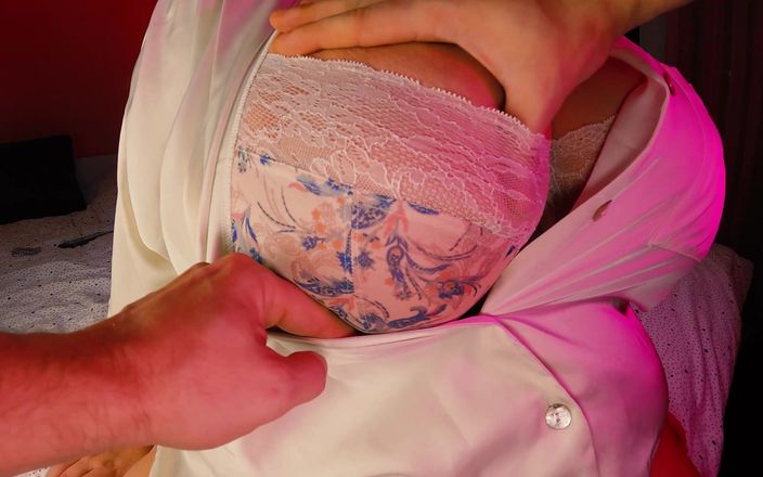 Anna Katz: Exposing and Fondling Massive Breasts
