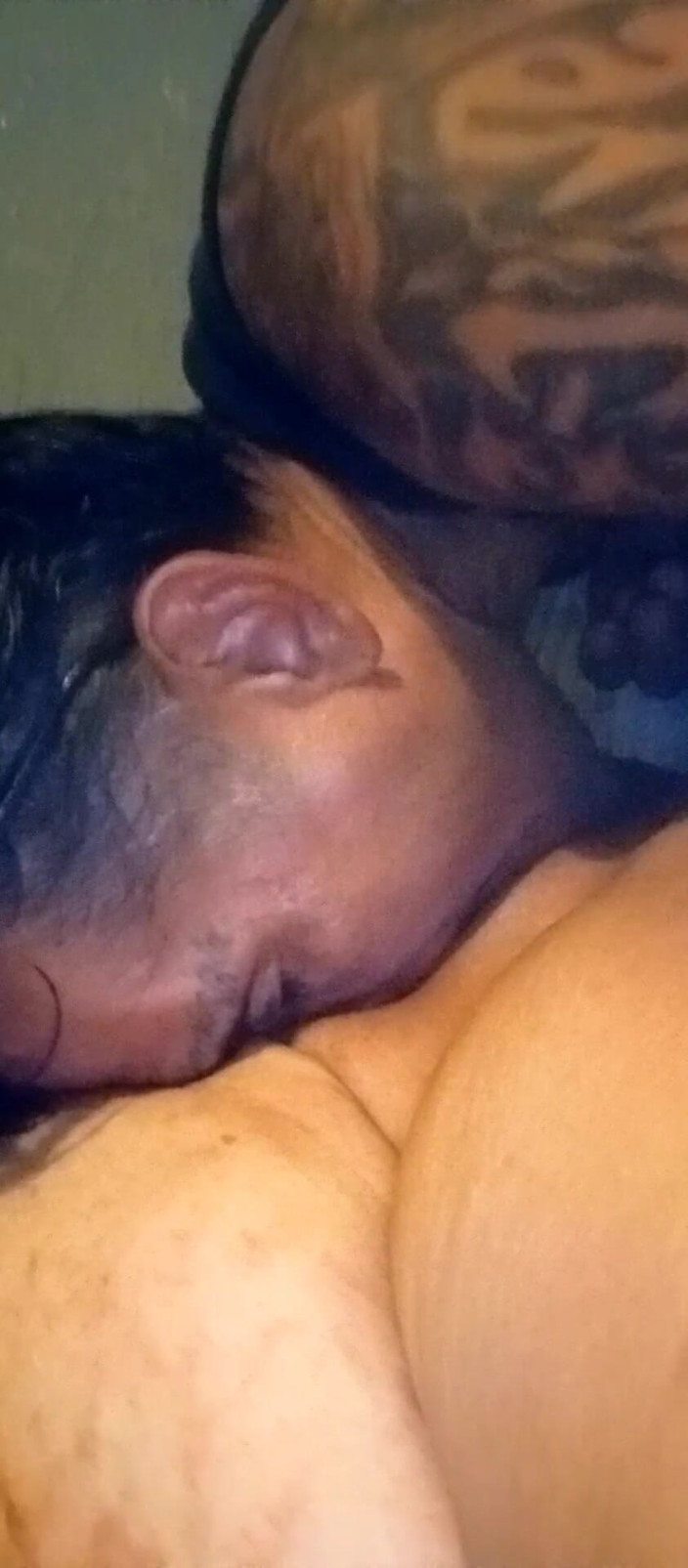 XRAQUELX: Une grosse chatte se fait bouculer