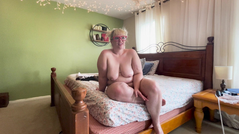 Alice Stoner: Whore Stories BBW Tells How She Lost Her Virginity and...