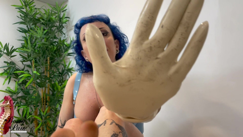 Bossy paw productions: Umiliazione dei piedi sporchi e cei