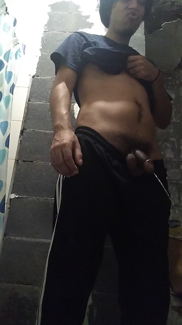 AlexAlejandro13: Entrada al baño