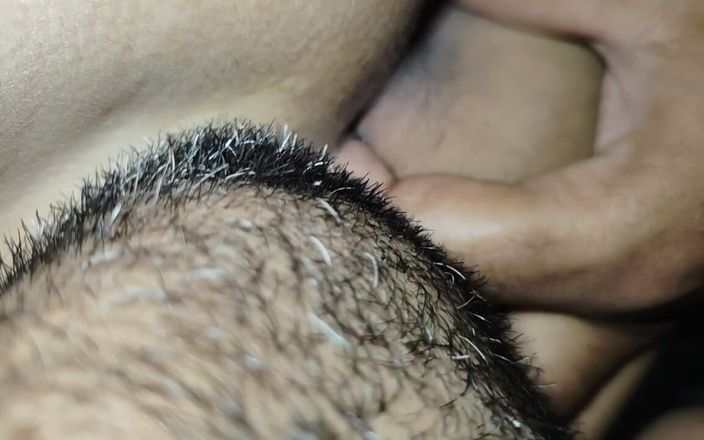 Hot-bhabhi-7668: Трах з хлопцем на одну ніч