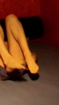 Slip Hump Bed Masturbation