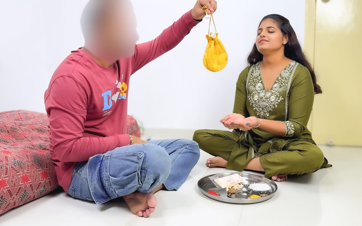 Sexy Komal: Komal đã gọi cho anh kế của cô ấy về nhà trên...