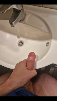 Wake up at Friend's House, Hungover. What Else You Gonna Do Than Cum? ‍
