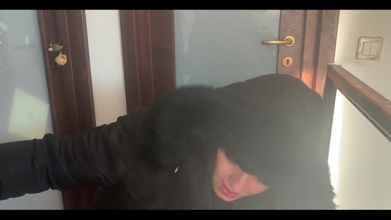 MilfyCalla: Milfycalla- sborra sui vestiti