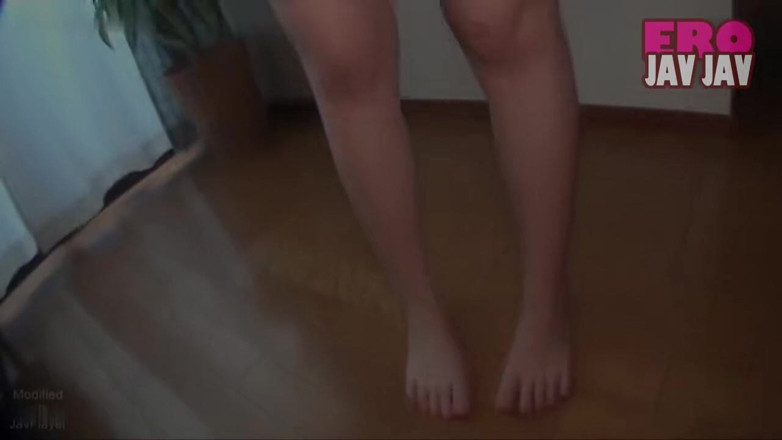 Eros-JavJav: Zarif evli kadın kendini zevke kaptırıyor - 3