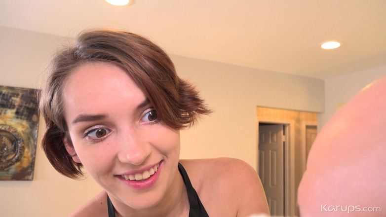 Karups: 그녀는 그를 파랗게