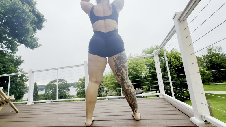 Chandler Knight: 我深蹲了多少次？