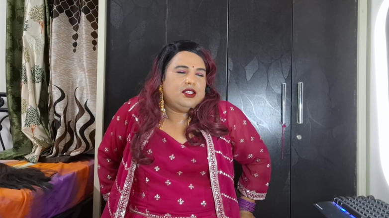 Indiansissychubby: MILF Couger Mariquita En Su Modo Salvaje Para Su Video...